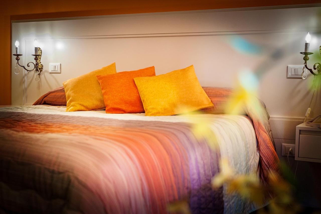 Bed and Breakfast La Rocchetta Valeggio sul Mincio Exterior foto
