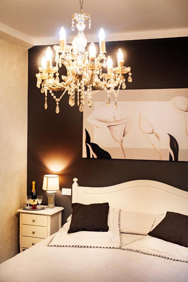 Bed and Breakfast La Rocchetta Valeggio sul Mincio Exterior foto