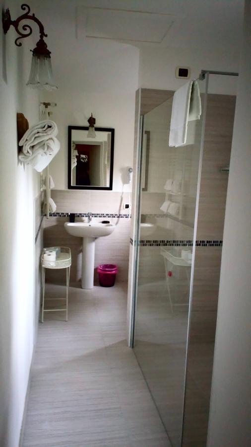 Bed and Breakfast La Rocchetta Valeggio sul Mincio Exterior foto