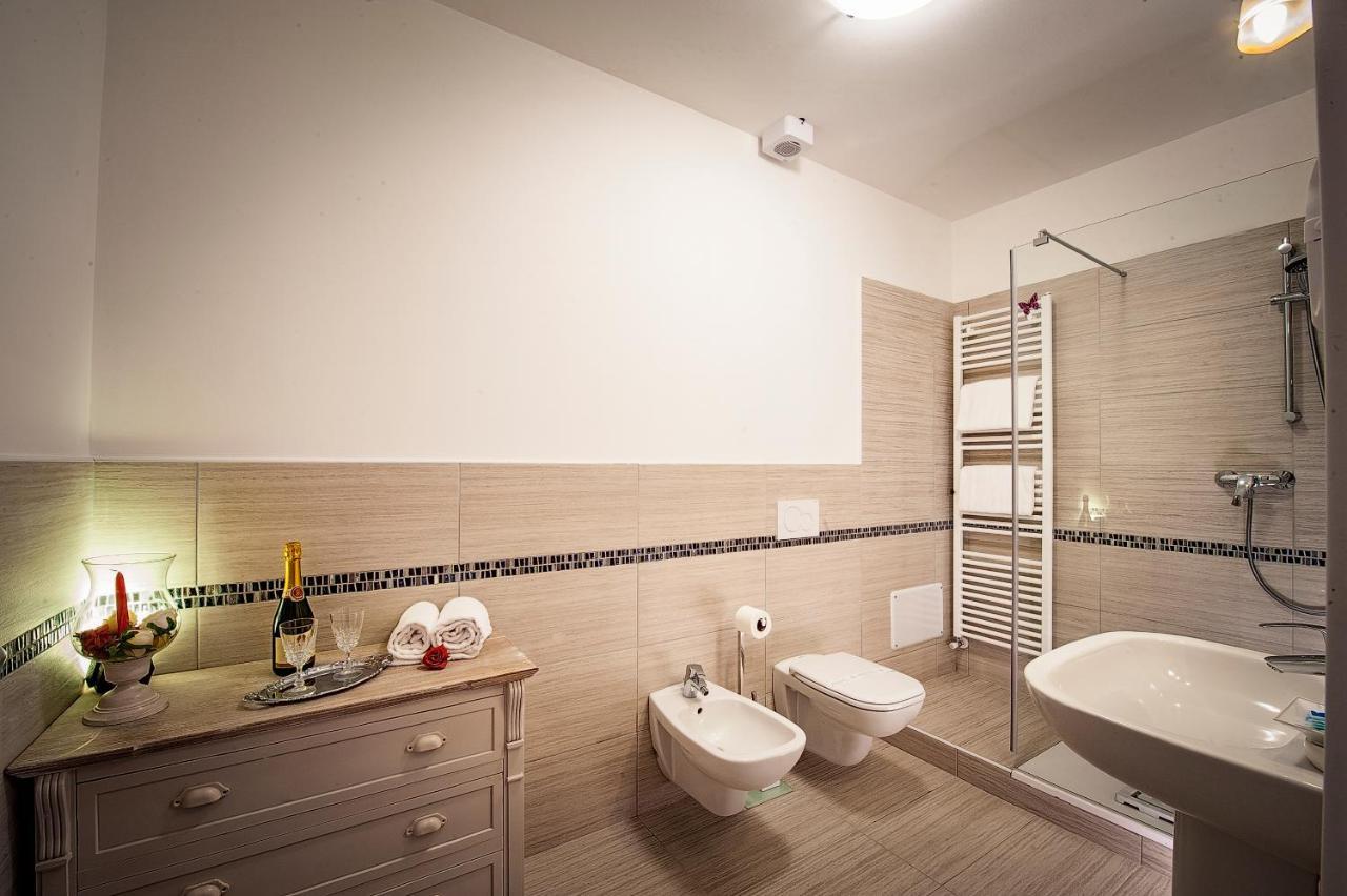 Bed and Breakfast La Rocchetta Valeggio sul Mincio Exterior foto